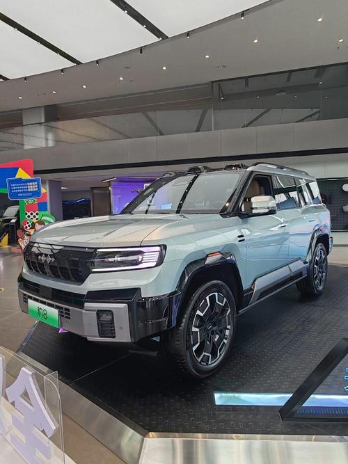 佛山154比亚迪方程豹硬派越野的爆款，英菲尼迪35周年与你共成长
